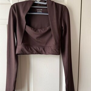 SISTERLY TRIBE SOFTSCULPT BOLERO LONG SLEEVE TOP - ESSPRESSO